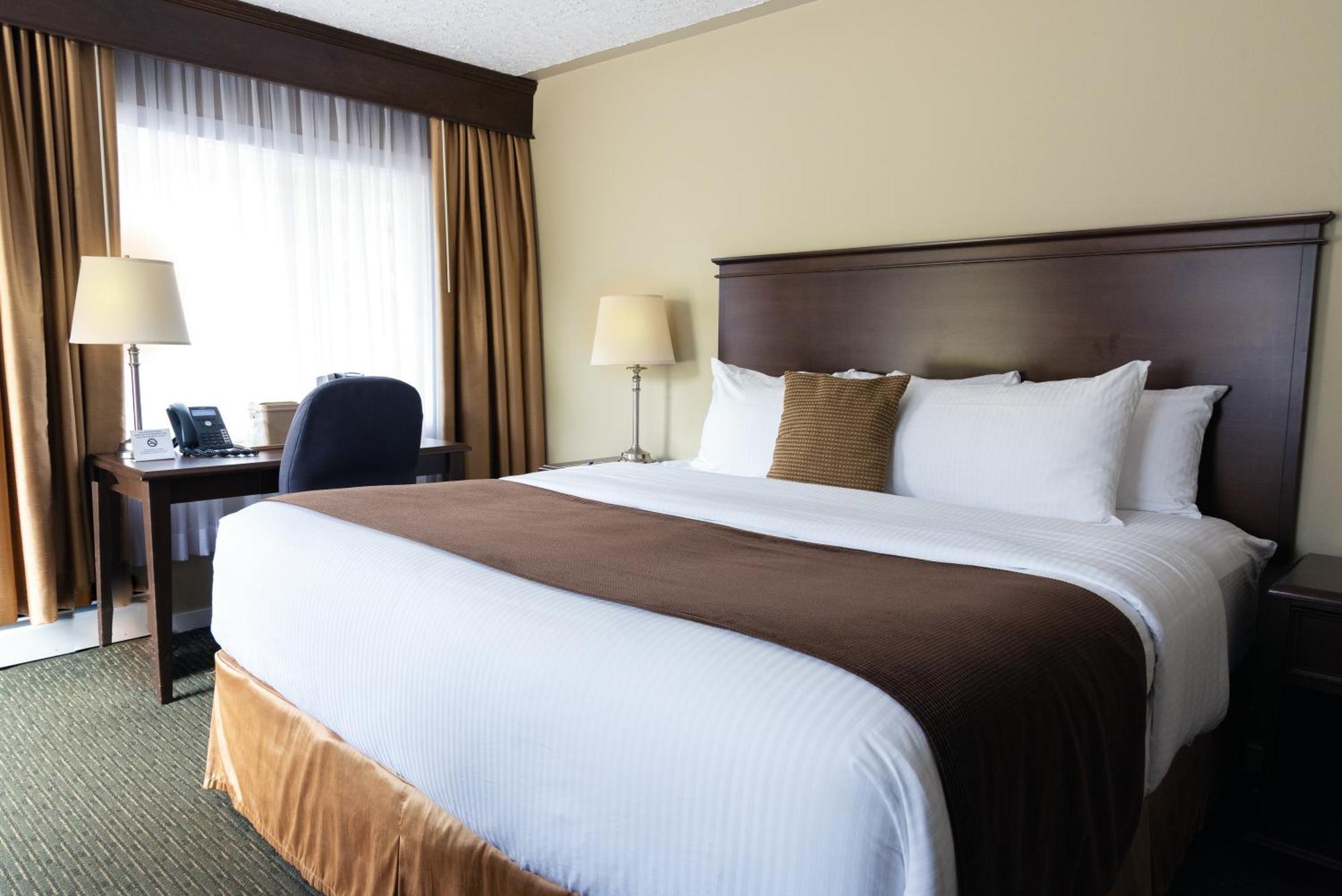 Kingston Aurora Inn מראה חיצוני תמונה